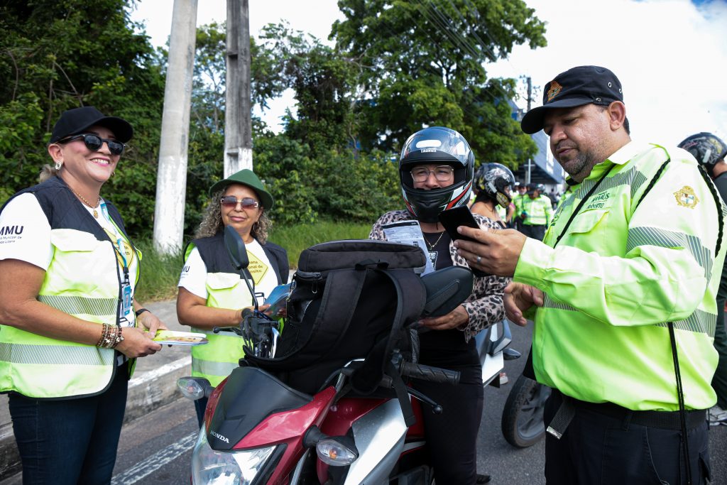 070126-prefeitura-de-manaus-realiza-operao-trnsito-seguro-na-zona-norte_55027999192_o-1024×683-1
