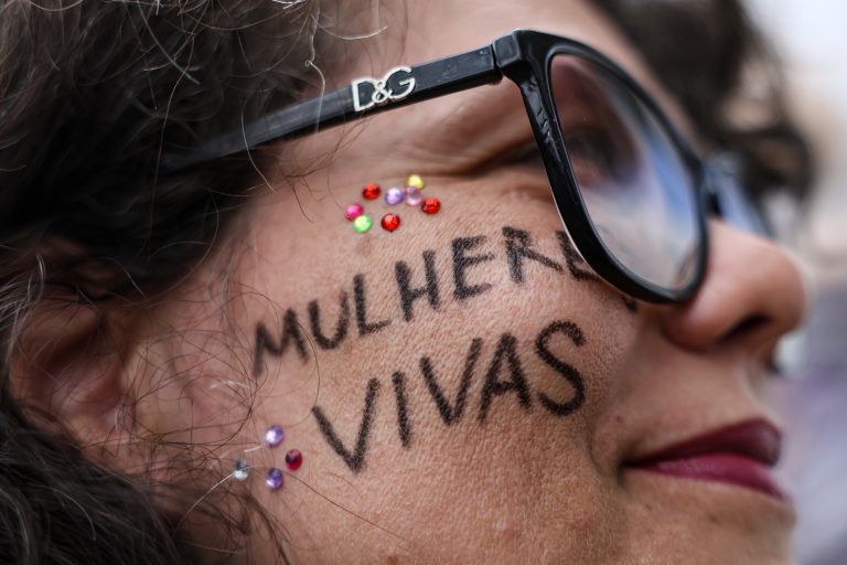 ato-mulheres-vivas-mc-abr-07122025-15-768×512-1