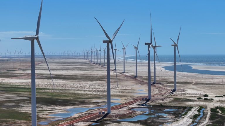parque-elico-em-paulino-neves-no-maranho-768×432-1